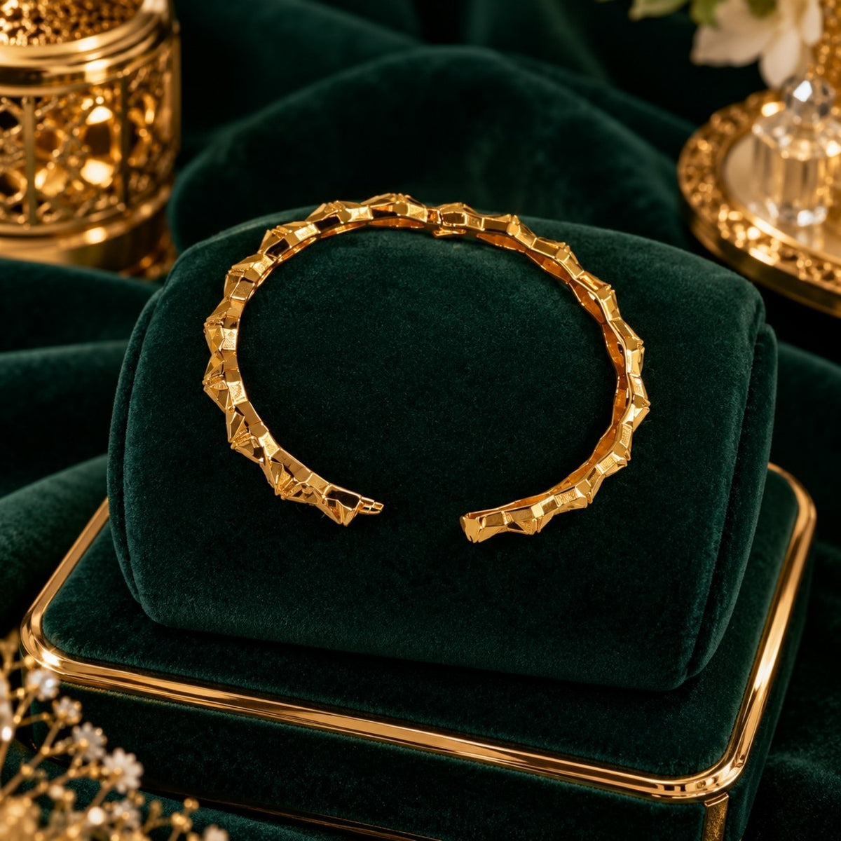 Bracelet